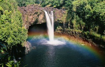Rainbow Falls Wasserfall auf Hawaii