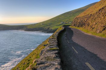 Küstenstraße auf der Halinsel Halbinsel Dingle