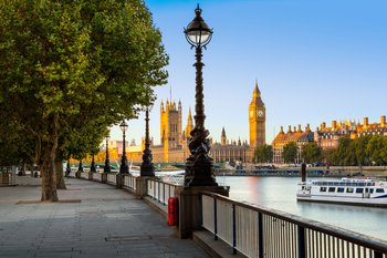 Thamse in London Haupstatd von England mit Westminster Palace und Big Ben