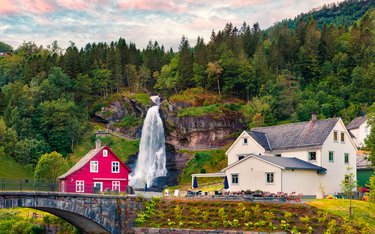 Rundreise mit Reisen Exklusiv durch: Abenteuer Südnorwegen: Roadtrip zu Fjorden & Wasserfällen