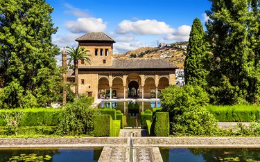 Rundreise mit 1AVista Reisen GmbH durch: Höhepunkte Andalusiens 2023 - 15 Tage Standortreise und Baden