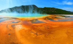 Grand Prismatic Spring im Yellowstone Nationalpark in den USA