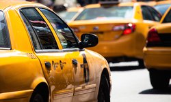 Die Weltbekannten Taxis / Yellow Cabs in New York / USA