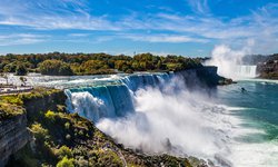 Niagarafälle von der amerikanischen Seite. Ein absoluter Höhepunkt jeder USA Rundreise